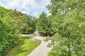 Views on 12 Acres: Ozark Mountain Cabin!