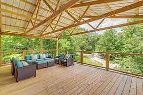 Views on 12 Acres: Ozark Mountain Cabin!
