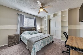 10 Mi to Lake Lewisville: Carrollton Home w/ Pool