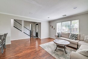 10 Mi to Lake Lewisville: Carrollton Home w/ Pool