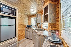 Couples Cabin in Broken Bow ~ 5 Mi to Downtown!
