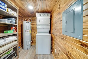 Couples Cabin in Broken Bow ~ 5 Mi to Downtown!