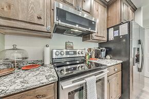 Cloudcroft Townhome on Golf Course w/ Deck!