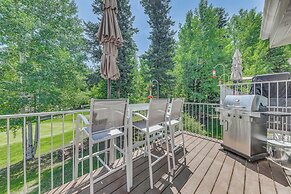 Cloudcroft Townhome on Golf Course w/ Deck!