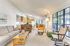 Waterfront Wheeler Lake Home w/ Furnished Deck