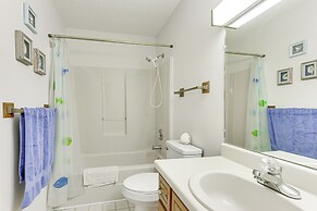 Waterfront Wheeler Lake Home w/ Furnished Deck