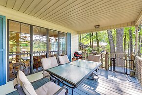Waterfront Wheeler Lake Home w/ Furnished Deck