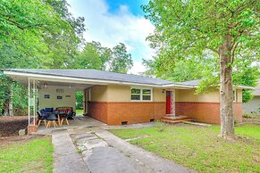Warner Robins Home w/ Yard: 2 Mi to Air Force Base
