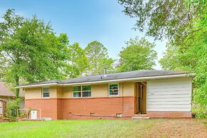 Warner Robins Home w/ Yard: 2 Mi to Air Force Base