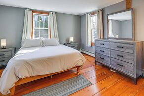 Walk to Memorial Park: Pet-friendly Bethlehem Home