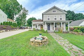 Walk to Memorial Park: Pet-friendly Bethlehem Home