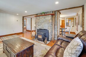 Walk to Memorial Park: Pet-friendly Bethlehem Home