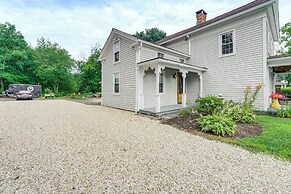 Walk to Memorial Park: Pet-friendly Bethlehem Home