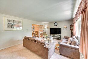 Sinking Spring Home w/ Large Sunroom & Fire Pit!