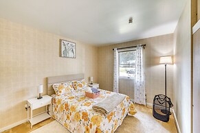 Movie Room & Home Gym: Sinking Spring Home!