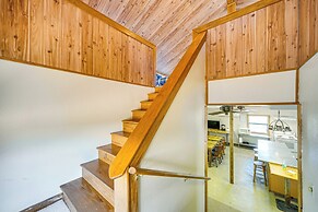 Riverfront Brady Retreat on 25 Acres!