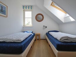 Thatched Villa With Bath in a Holiday Park