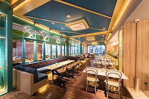 The All-Suite Pentacity Hotel Balikpapan