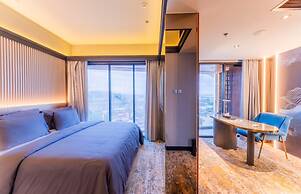 The All-Suite Pentacity Hotel Balikpapan