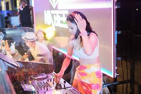 The All-Suite Pentacity Hotel Balikpapan