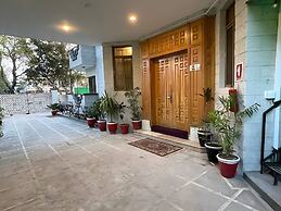 Trail Residency Guest House