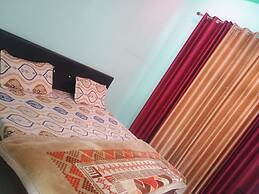 Goroomgo K.C. Hotel & Restaurant Rudraprayag