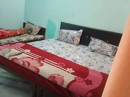 Goroomgo K.C. Hotel & Restaurant Rudraprayag