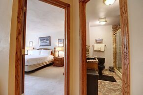 Sb102 Snowbridge 2br 2ba 3 Bedroom Condo by RedAwning