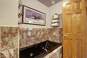 Sb102 Snowbridge 2br 2ba 3 Bedroom Condo by RedAwning