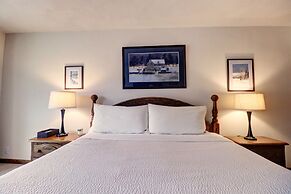 Sb102 Snowbridge 2br 2ba 3 Bedroom Condo by RedAwning