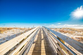 Phoenix Gulf Towers 405 5 Bedroom Condo by RedAwning