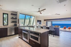 Puu Poa 407 2 Bedroom Condo by RedAwning