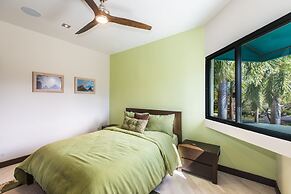 Puu Poa 407 2 Bedroom Condo by RedAwning