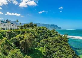 Puu Poa 407 2 Bedroom Condo by RedAwning