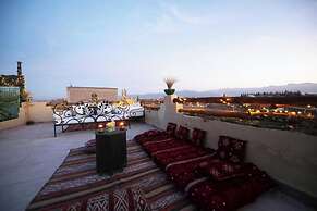 Riad Oum H&N Exclusive
