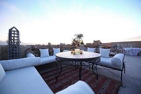 Riad Oum H&N Exclusive