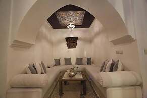 Riad Oum H&N Exclusive