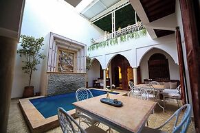 Riad Oum H&N Exclusive