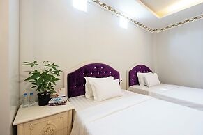 Crowne Bui Vien Hotel