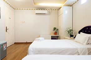 Crowne Bui Vien Hotel