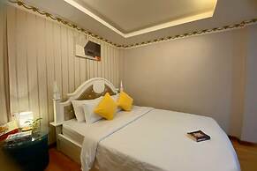 Crowne Bui Vien Hotel