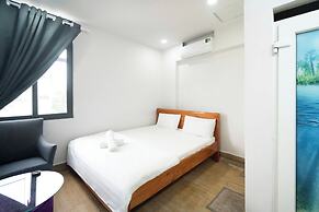 Crowne Bui Vien Hotel