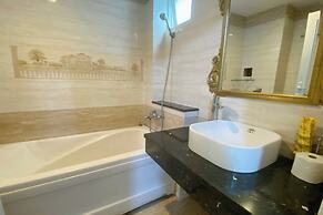 Crowne Bui Vien Hotel