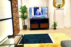 Brand New- Beach Breeze - Family Friendly-internet