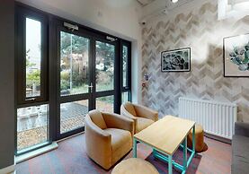 Student Only Private Room at Collingwood