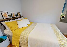 Student Only Private Room at Collingwood