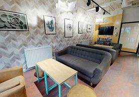 Student Only Private Room at Collingwood