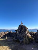 Taquile Andean Lodge