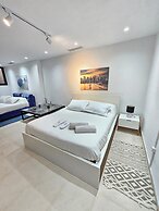 Stylish Luxe House with Garden Marsa