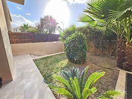 Stylish Luxe House with Garden Marsa